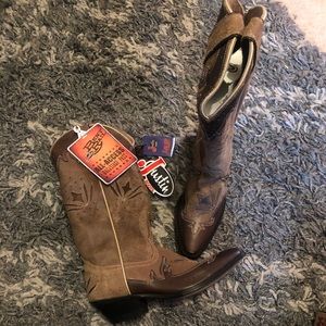 Justin cowboy boots NWT